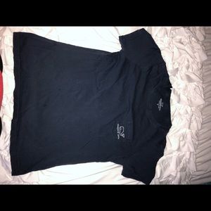 vineyard vines tee